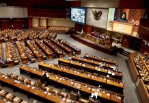 Abaikan Kritik, DPR Tetap Sahkan RUU Cipta Kerja