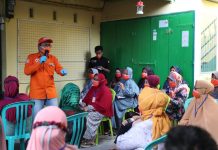 Camat dan Lurah Cuek, Warga Sermani Curhat Lampu Lorong ke Danny