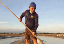 Annas GS – Dari Birokrasi ke Politik Lalu Jadi Petani Garam