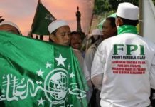 Bentrok FPI vs Polisi di Cikampek, Enam Orang Pengawal Rizieq Tewas