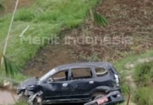 Mobil Dinas Pemkab Mamasa Jatuh di Jurang, Sopirnya Sibuk Cari HPnya Yang Hilang