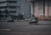 PT DI Serahkan 2 Unit Heli 412EPI Buatannya ke TNI AD