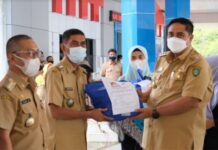 Bantu Warga Positif Covid-19, Bupati Maros: Sebanyak 57 Pasien Terkonfirmasi Belum Divaksin