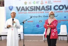 Ustad Das’ad Latif Motivasi Dosen, Mahasiswa dan Alumni Unhas Agar Mau Divaksin