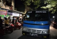 PDAM Makassar Suplai Air Bersih Korban Kebakaran Jongaya