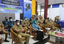 TP PKK dan Pemkab Pinrang Paparkan Pelaksanaan STBM di Hadapan Tim Penilai