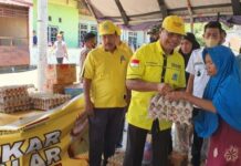 Kunjungi Kebakaran Galesong, Golkar Takalar Ajak Semua Elemen Ringankan Beban Korban