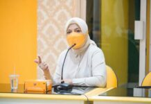 Peringati HUT ke-56, Golkar Sulsel Vaksinasi Warga Pulau di Makassar