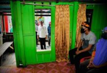 Targetkan 70 Persen Penduduk Tervaksinasi di Akhir Tahun, Presiden: Laksanakan Vaksinasi Dari Pintu ke Pintu