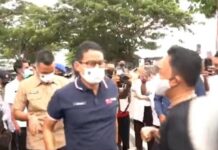 Sandiaga Uno Mampir Bernostalgia di Bantaeng, Usai Ngopi Kena ‘Tendangan’ Garumbang