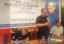 Gelar Sosbang di Maros, Ni’matullah Ajak Mahasiswa Jadi Relawan Guru