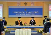 Unhas Kukuhkan Dua Guru Besar Bidang Ilmu Linguistik dan Bidang Antropologi Maritim