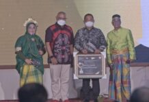 Danny Pomanto dan Hamzah Ahmad Raih KPID Awards 2021