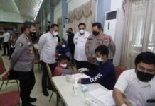 Bupati Maros Bareng Kapolda Sulsel Pantau Vaksinasi untuk Siswa SD Hingga SMA