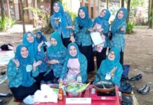 Selesai Gelar Rakor Tahun 2022, TP PKK Maros Latihan Bikin Nugget Ikan Tuna
