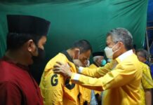 Tertibkan Kader Agar Tetap Solid, Taufan Pawe Minta Panglima Golkar Luwu dan Wajo ‘Main Kayu’