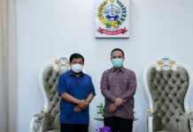 Serius, Plt Gubernur Sulsel dan Sekjen Kemendagri Bahas lonjakan kasus Omicron