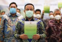 Enam Belas Ribu Hektar SK Hutsos dan TORA di Sulsel Diserahkan Presiden, Andi Sudirman : Demi Kesejahteraan Masyarakat