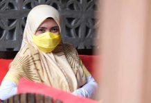 Pantau Gerakan Satu ‘Buku Satu ASN’, Wabup Maros Wakafkan Buku