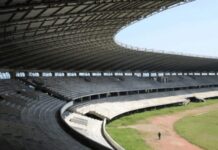 Mau Ambil Alih Stadion Barombong, Danny Pomanto Janji Akan Bereskan Itu Barang
