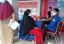 Dinkes Maros Gelar Vaksinasi di Desa Tellupoccoe, Kepala Desa: Sudah Lebih 90 Persen Warga Kami Menerima Vaksin 1 dan 2