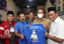 Buka Kompetisi Catur di Warkop, Danny Pomanto Minta Ketua KONI Makassar Populerkan Olah Raga Catur