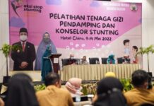 Hadiri Pelepasan Tenaga Gizi Pendamping dan Konselor Stunting, Naoemi Octarina Berpesan: Ubah Mindset Para Orang Tua