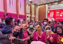 Bule Eropa Sebut Pertemuan Saudagar Menginspirasi, Andi Sudirman Jadi Rebutan Swafoto Peserta PSBM 22
