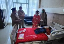 Fasilitasi Perawatan Bayi Penderita Hidrosefalus asal Wajo, Gubernur Sulsel: Kalau Ada Pasien Tidak Mampu, Langsung Rawat