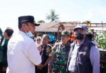 Datangi Korban Angin Puting Beliung di Maros, Andi Sudirman Beri Dukungan Pemulihan Kondisi