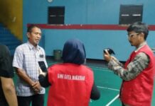 Ketua PBSI Makassar Bersama Tim KONI Tinjau Kesiapan Atlet Bulutangkis Jelang Porprov Sulsel ke XVII