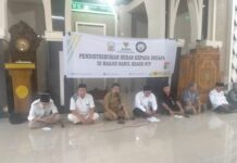 Gubernur Andi Sudirman Inisiasi Beras dari Infaq Pegawai Pemprov Sulsel Dibagikan ke Kaum Dhuafa