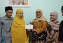 Keluarga Bayi Korban Salah Suntik di Gowa Dapat Uang Duka Dari Gubernur Andi Sudirman