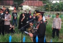 Beri Penghormatan Terakhir, Kapolres Maros Pimpin Upacara Pemakaman Almarhum Usman Baso Tarang