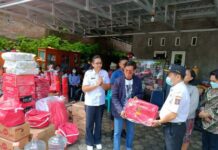 Pemprov Sulsel Salurkan Logistik Bantu Korban Kebakaran Ariang, Tana Toraja