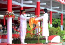 77 Tahun Kemerdekaan RI, Gubernur Sulsel Beri Pengharagaan Untuk Pejuang Pandemi Covid-19