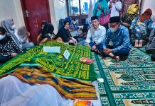 Sampaikan Duka Cita, Ketua DPRD Makassar Rudianto Lallo Melayat ke Rumah Ayah Sekkot Makassar