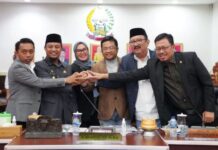 Gubernur – Ketua DPRD Sulsel Tandatangani Nota Kesepakatan Perubahan KUA-PPAS 2022