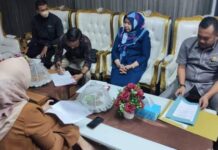 Pimpinan DPRD Maros Teken Pernyataan Dukungan Penolakan Kenaikan Harga BBM