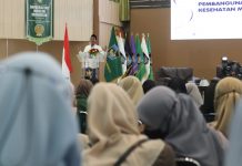 Beri Kuliah Umum di Depan Mahasiswa FKM UMI, Rudianto Lallo: Jangan Andalkan Ijazah, Wajib Punya Skill