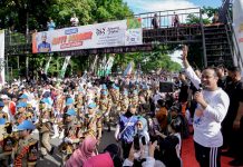 Berhadiah Umroh, Gubernur Andi Sudirman Jalan Santai Bersama Puluhan Ribu Peserta Anti Mager Sulsel 3,53 Km