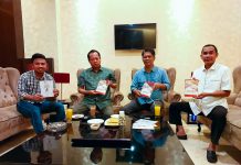 Hadirkan Pius Lustrilanang, IKA Unhas Makassar-Yayasan Anak Rakyat Bedah Buku Aldera