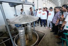 Pengusaha Sutera Sampaikan Harapannya ke Gubernur Andi Sudirman Saat Peresmian UPTD Pengelolaan Sutera Wajo