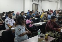 Dispora Gelar Workshop Kebugaran, Pengurus KONI Makassar dan Para Guru Olahraga Jadi Peserta