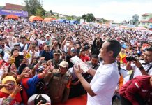 Anti Mager di Selayar, Gubernur Bagikan Bibit Jeruk Keprok