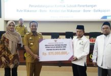 Gubernur Andi Sudirman Bantu DMI Sulsel Dana Hibah Rp975
