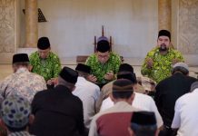 Cuaca Ekstrim, Wali Kota Danny Doa Bersama Seribu Pengurus Masjid Se Makassar