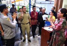 Jelang Misa Malam Natal, Danny Pomanto Bersama Kapolrestabes Makassar Pantau Pengamanan Gereja