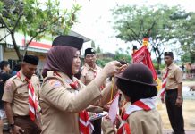 Wakil Wali Kota Fatmawati Rusdi Beri Dana Operasional Ke Kwartir Cabang Tamalanrea dan Biringkanaya