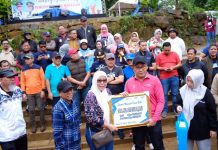 Eratkan Rasa kekeluargaan, Wali Kota Danny Rangkul OPD Lewat Family Gathering